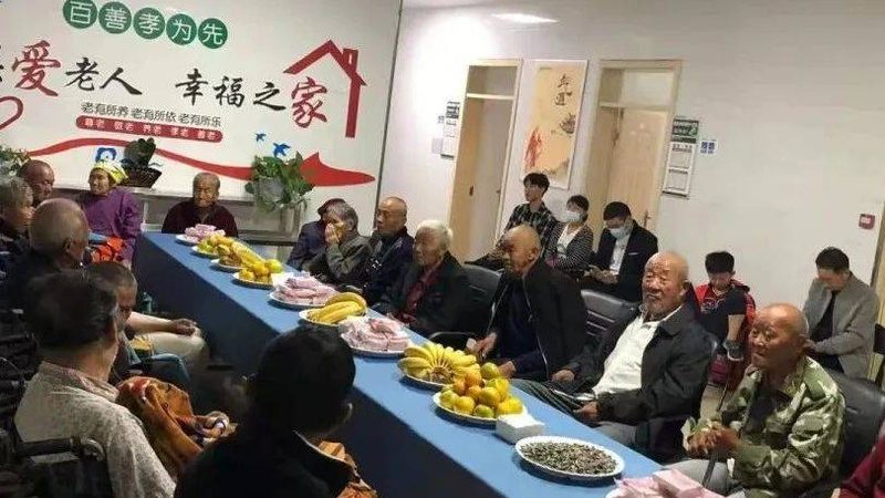 居家养老陪护服务，价格背后的考量因素