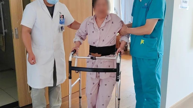社区医养结合中心建设：规范与关键要素**